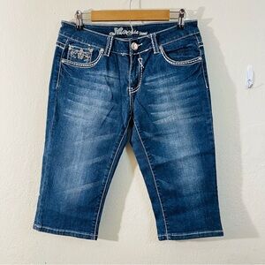 Miss Chic Jeans Mid Rise Capris Jeans Size 11 Blue Pockets Stylish Embellished